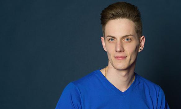 MGB-finalist Tim Van Bael strijdt voor meer gelijkheid in het Vlaamse onderwijs.