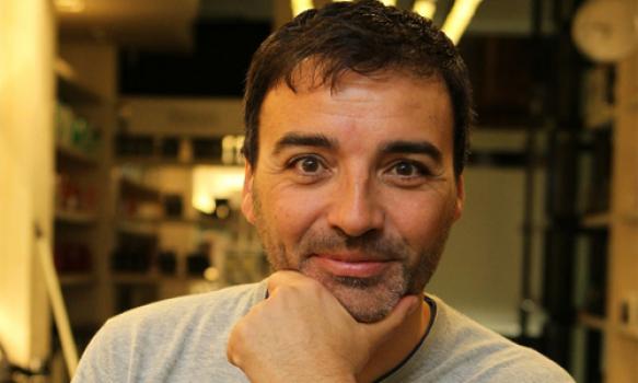 Johan Verstreken komt in boek uit de kast