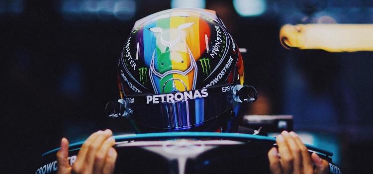 Lewis Hamilton betuigt opnieuw zijn steun aan LGBT-gemeenschap tijdens Formule 1 in Qatar