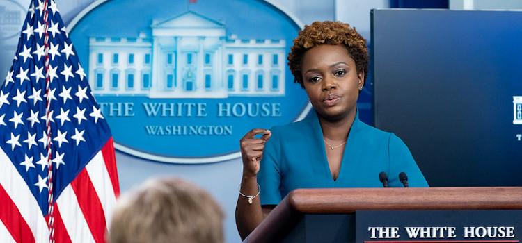 Witte Huis krijgt voor het eerst een zwarte lesbische woordvoerster