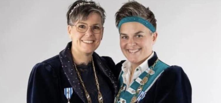 Pastoor weigert communie aan lesbisch prinsessenpaar tijdens carnavalsmis