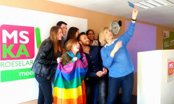 West-Vlaamse GSA geeft maandag startschot  #RainbowYourSelfie-campagne
