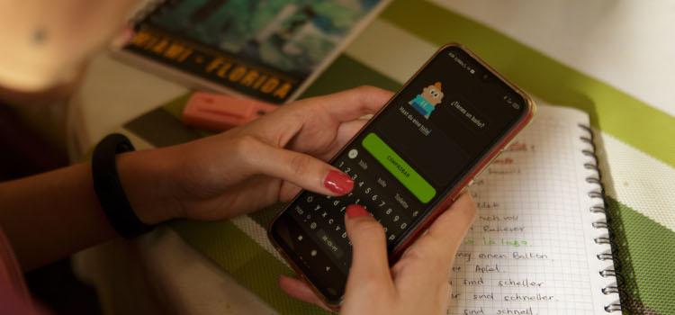 Russische waakhond onderzoekt LGBT vriendelijk taalgebruik in Duolingo