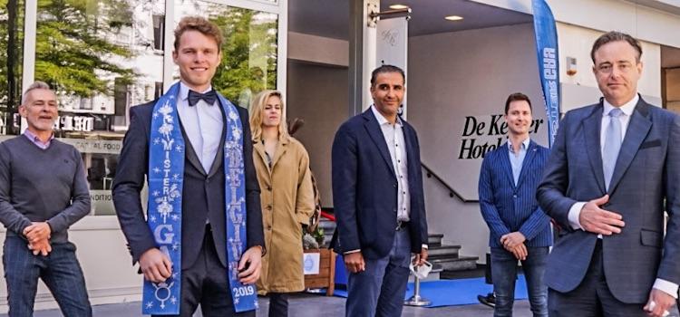 IDAHOT: Mister Gay Belgium hijst 25 meter lange regenboogvlag in Antwerpen