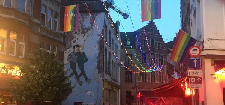 Nieuwe Regenboogwandelingen tijdens de Pride Maand